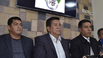 FBF distribuyó dinero que mandó la Conmebol y negocia con Farías FBF distribuyó dinero que mandó la Conmebol y negocia con Farías