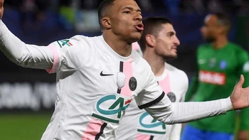 El París SG cumple ante modesto club "amateur" en Copa de Francia El París SG cumple ante modesto club "amateur" en Copa de Francia