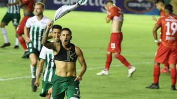 Palmaflor-Oriente Petrolero se jugará el sábado a las 15:00 en el estadio de Colcapirhua Palmaflor-Oriente Petrolero se jugará el sábado a las 15:00 en el estadio de Colcapirhua