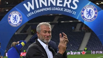 La Premier League celebra la decisión de poner el Chelsea en venta por la invasión rusa a Ucrania La Premier League celebra la decisión de poner el Chelsea en venta por la invasión rusa a Ucrania