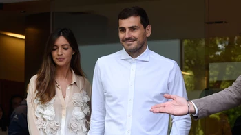 Casillas pide "tranquilidad" ante los rumores de su retirada definitiva Casillas pide "tranquilidad" ante los rumores de su retirada definitiva
