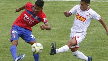 FC Universitario de Vinto ganó la primera final de la Copa Simón Bolívar (2-1) FC Universitario de Vinto ganó la primera final de la Copa Simón Bolívar (2-1)