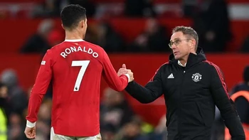 Rangnick debutó con triunfo al frente del United, Tottenham sigue acelerando Rangnick debutó con triunfo al frente del United, Tottenham sigue acelerando
