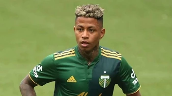 Suspenden al futbolista peruano Andy Polo por denuncia de violencia doméstica Suspenden al futbolista peruano Andy Polo por denuncia de violencia doméstica