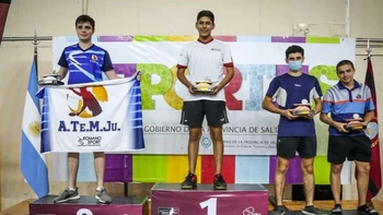 Un boliviano en lo más alto del podio en el Gran Prix Argentino de Tenis de Mesa Un boliviano en lo más alto del podio en el Gran Prix Argentino de Tenis de Mesa