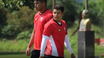 Real Santa Cruz-Guabirá, uno de los cuatro partidos que se jugarán este domingo Real Santa Cruz-Guabirá, uno de los cuatro partidos que se jugarán este domingo