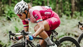 Campeona ecuatoriana de ciclismo fue atropellada mientras entrenaba en Quito Campeona ecuatoriana de ciclismo fue atropellada mientras entrenaba en Quito