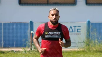 Rafinha cumplió su segundo día de entrenamiento con Blooming Rafinha cumplió su segundo día de entrenamiento con Blooming