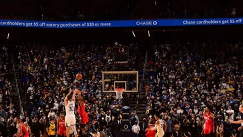 Curry, el salvador de los Warrios en la NBA Curry, el salvador de los Warrios en la NBA