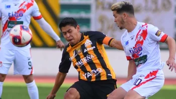 Nacional Potosí le robó un empate (1-1) a The Strongest en los descuentos Nacional Potosí le robó un empate (1-1) a The Strongest en los descuentos