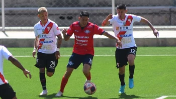 Always Ready y Wilstermann empataron sin goles en El Alto Always Ready y Wilstermann empataron sin goles en El Alto