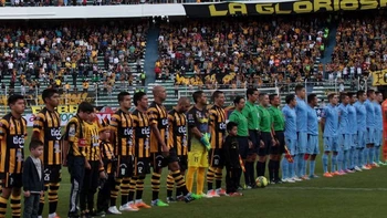 El clásico paceño se jugará este lunes a las 19:00 El clásico paceño se jugará este lunes a las 19:00