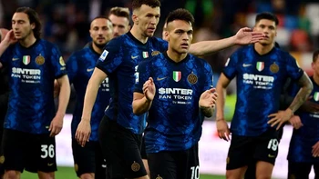 Emoción en casi todos los frentes en la recta final de la Serie A italiana Emoción en casi todos los frentes en la recta final de la Serie A italiana