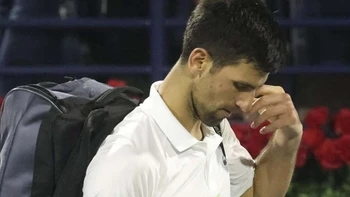 Djokovic perdió en Dubái y cederá el número uno a Medvedev Djokovic perdió en Dubái y cederá el número uno a Medvedev