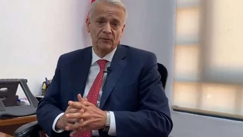 El polémico Javier Castrilli dejó de ser jefe del arbitraje chileno El polémico Javier Castrilli dejó de ser jefe del arbitraje chileno
