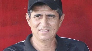 Los futbolistas deben estar cómodos, según el técnico José Peña Los futbolistas deben estar cómodos, según el técnico José Peña