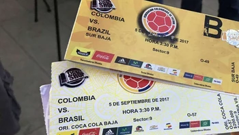 Escándalo en el fútbol colombiano por reventa de entradas para eliminatorias a Rusia 2018 Escándalo en el fútbol colombiano por reventa de entradas para eliminatorias a Rusia 2018