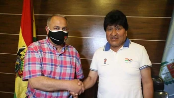 Se viene un consejo superior con los 14 clubes y con un presidente que dirigirá la reunión por zoom Se viene un consejo superior con los 14 clubes y con un presidente que dirigirá la reunión por zoom