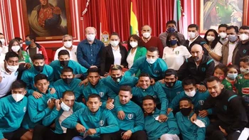 Real Tomayapo el equipo que llega de la tierra del durazno Real Tomayapo el equipo que llega de la tierra del durazno