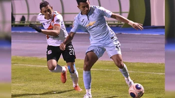Bolívar empató en Potosí y se quedó con las ganas del liderar el Apertura Bolívar empató en Potosí y se quedó con las ganas del liderar el Apertura