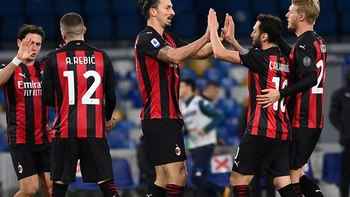 Dos positivos del AC Milan antes del choque contra la Juventus Dos positivos del AC Milan antes del choque contra la Juventus