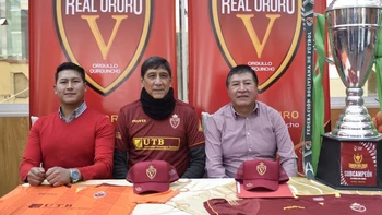Illanes es nuevo DT de Totora Real Oruro, que comenzará su pretemporada el martes Illanes es nuevo DT de Totora Real Oruro, que comenzará su pretemporada el martes
