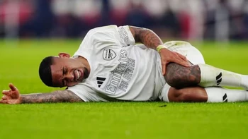 Gabriel Jesús sufre una lesión en el ligamento cruzado de la rodilla izquierda Gabriel Jesús sufre una lesión en el ligamento cruzado de la rodilla izquierda