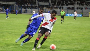 Always Ready fue goleado por Deportivo Binacional en su último amistoso en Perú Always Ready fue goleado por Deportivo Binacional en su último amistoso en Perú