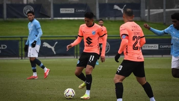Bolívar perdió (3-2) el amistoso contra el equipo alterno del Manchester City (video) Bolívar perdió (3-2) el amistoso contra el equipo alterno del Manchester City (video)