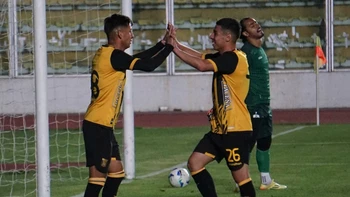 The Strongest superó (2-0) a Real Tomayapo en La Paz The Strongest superó (2-0) a Real Tomayapo en La Paz
