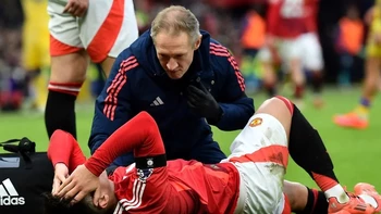 El argentino Lisandro Martínez sufrió rotura de ligamento El argentino Lisandro Martínez sufrió rotura de ligamento