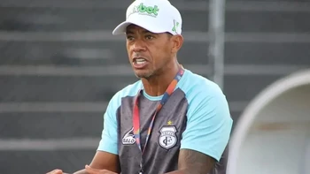 Inédito: dos equipos brasileños anuncian la contratación de un mismo entrenador Inédito: dos equipos brasileños anuncian la contratación de un mismo entrenador