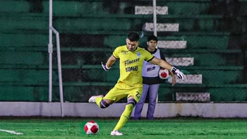Araúz, de héroe a villano: la amarga eliminación de Oriente Petrolero Araúz, de héroe a villano: la amarga eliminación de Oriente Petrolero