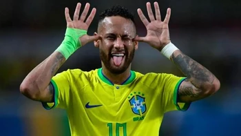 Neymar vuelve a la selección brasileña para los partidos con Argentina y Colombia Neymar vuelve a la selección brasileña para los partidos con Argentina y Colombia