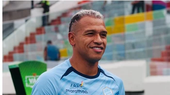 “Soy el capitán, que me echen la culpa a mí”, dice Reinoso tras la eliminación de Aurora “Soy el capitán, que me echen la culpa a mí”, dice Reinoso tras la eliminación de Aurora