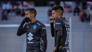 Bolívar confirma la incorporación de sus jugadores a la selección tras la final de ida ante Blooming Bolívar confirma la incorporación de sus jugadores a la selección tras la final de ida ante Blooming