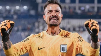 Viscarra jugará la fase de grupos de la Libertadores con Alianza Lima tras empate con Deportes Iquique Viscarra jugará la fase de grupos de la Libertadores con Alianza Lima tras empate con Deportes Iquique
