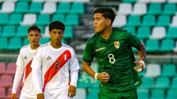 La selección boliviana sub-17 derrotó (4-2) a Perú en partido amistoso La selección boliviana sub-17 derrotó (4-2) a Perú en partido amistoso