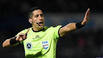 Argentino Yael Falcón dirigirá el Perú - Bolivia Argentino Yael Falcón dirigirá el Perú - Bolivia