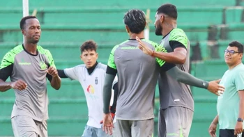 Oriente Petrolero se impone ante Ciudad Nueva Santa Cruz en su partido amistoso Oriente Petrolero se impone ante Ciudad Nueva Santa Cruz en su partido amistoso