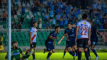 ¿Cuánto costará ver el fútbol boliviano en 2025? ¿Cuánto costará ver el fútbol boliviano en 2025?