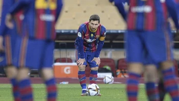 Conoce el castigo de Messi por la roja que vio en la Supercopa Conoce el castigo de Messi por la roja que vio en la Supercopa