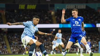 Manchester City venció (2-0) al Leicester City sin Pep Guardiola Manchester City venció (2-0) al Leicester City sin Pep Guardiola