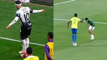 CBF prohíbe pararse sobre el balón: “Es una falta de respeto” CBF prohíbe pararse sobre el balón: “Es una falta de respeto”