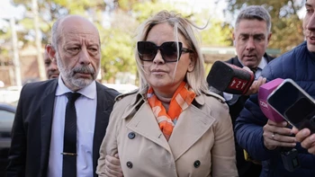 Expareja de Maradona acusa a médicos que lo trataron: "Nos mintieron en la cara" Expareja de Maradona acusa a médicos que lo trataron: "Nos mintieron en la cara"