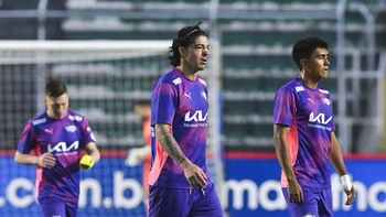 Tres partidos completarán la cuarta fecha de la División Profesional este domingo Tres partidos completarán la cuarta fecha de la División Profesional este domingo