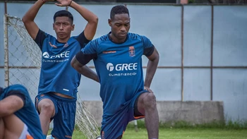 Blooming: Enoumbá se recuperó; Etchebarne aún es baja Blooming: Enoumbá se recuperó; Etchebarne aún es baja