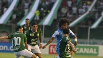 Oriente Petrolero dejó escapar el triunfo en los minutos finales Oriente Petrolero dejó escapar el triunfo en los minutos finales