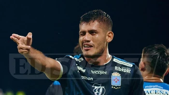 Samuel Garzón destaca el buen momento de Blooming y el compromiso del plantel Samuel Garzón destaca el buen momento de Blooming y el compromiso del plantel
