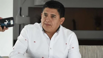 <br />
Grover Vargas: “Seguimos mostrando una mala imagen del fútbol boliviano”<br />
<br />
Grover Vargas: “Seguimos mostrando una mala imagen del fútbol boliviano”<br />